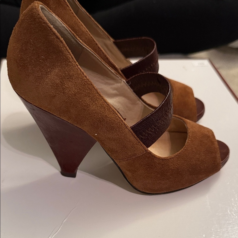 Michael Kors Tan and Brown Peep-Toe Heels - Picture 2 of 3